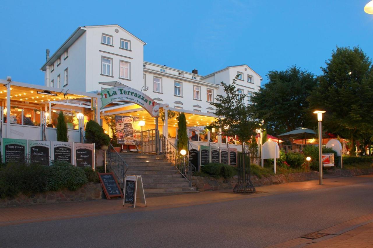 Mit Meerblick Und Balkon, Gratis Nutzung Vom Ahoi Erlebnisbad Und Sauna In Sellin - Meeresblick Fewo 27 Goehren  Buitenkant foto